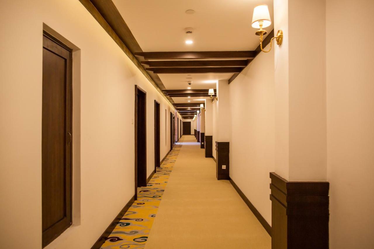 Chandragiri Hills Resort Thānkot Eksteriør billede